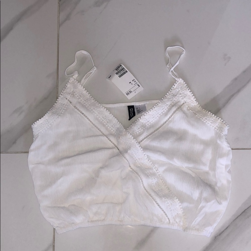 Cropped white tank top